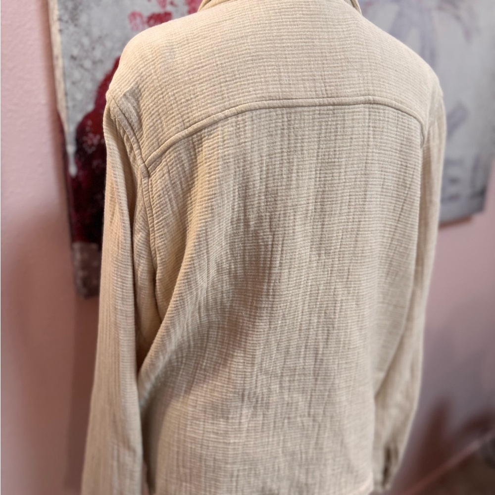 Orvis Button-Front Cotton Shirt Jacket in Warm Beige - Picture 3 of 6